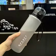Bouteille Sport 700ML Étanche Résistante
